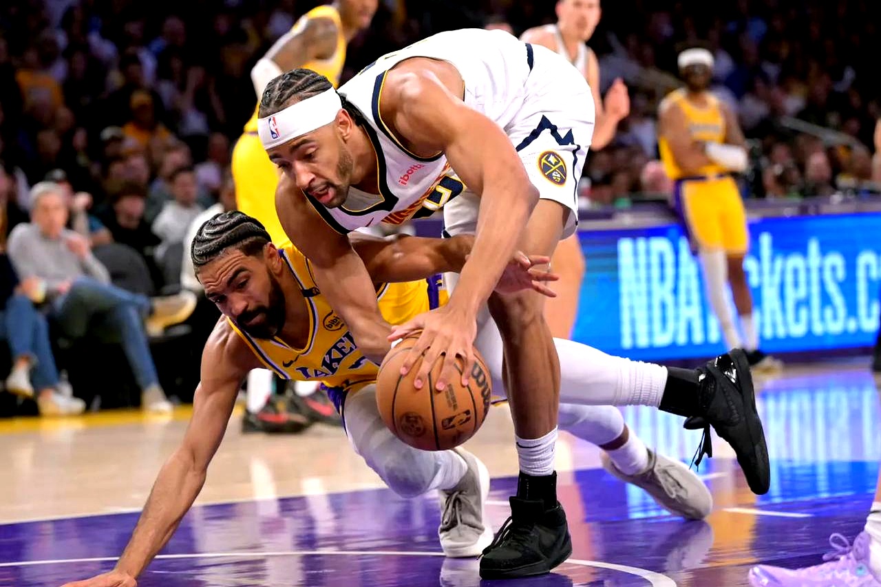 球天下体育直播-伦纳德顶薪联手詹姆斯