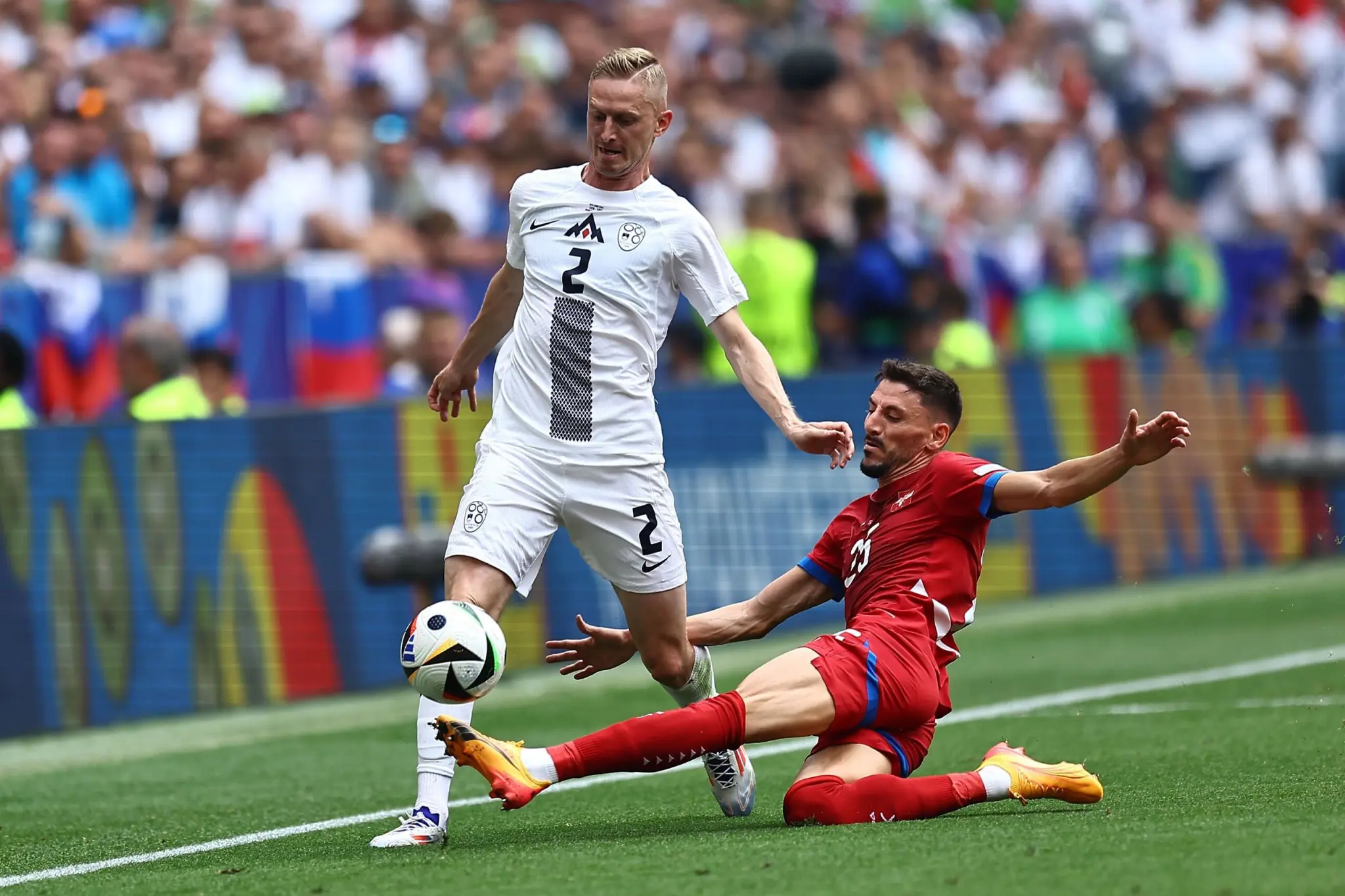 球天下体育-斯洛文尼亚足球队员